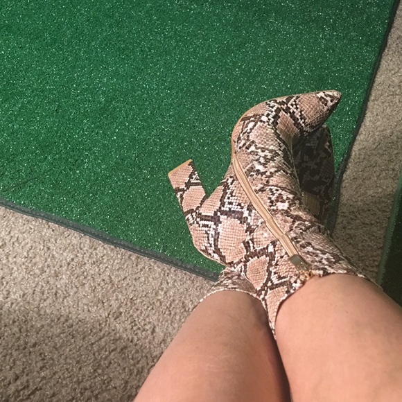 Simmi snakeprint calf boots - Picture 3 of 4